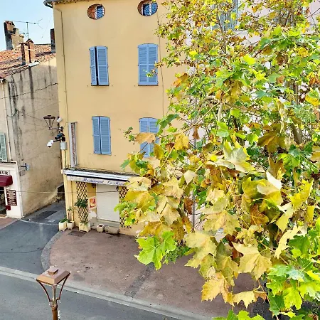 Splendide Studio Au Cœur Historique De Apartamento