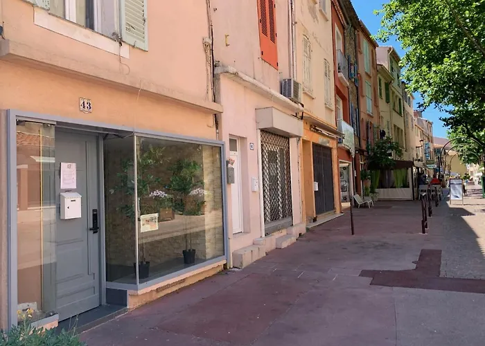 Splendide Au Coeur Historique De Fréjus